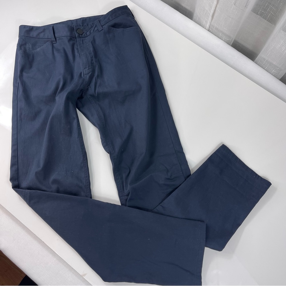 SOLD 🌟Mountain Hardware mens utility pants DARK BLUE hiking camping outdoor wai - Picture 1 of 10